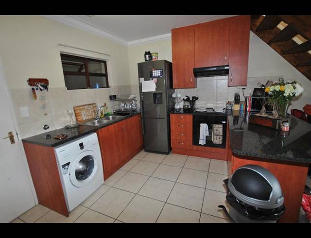 1 BEDROOM PROPERTY TO RENT IN PAULSHOF